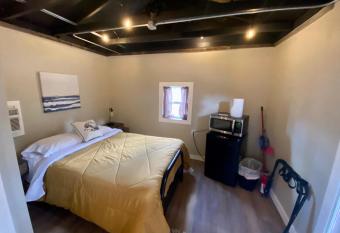 Cabin 7 at Horse Creek Resort has Balcony rooms