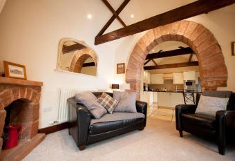 Beckside Cottage, Netherby, near Carlisle allows 18 year olds to book a room