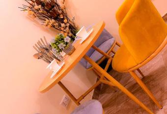 Rabans Apartment Tema has Balcony rooms