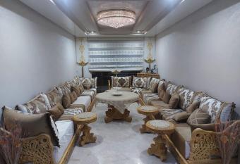 Perle1 has Balcony rooms