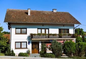 Apartments and rooms with parking space Rakovica, Plitvice - 20647 has Balcony rooms