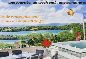 GM PARADISE LOCATION has Balcony rooms