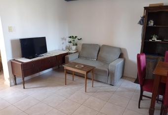 C  modo departamento con cochera en Santa fe capital has Balcony rooms