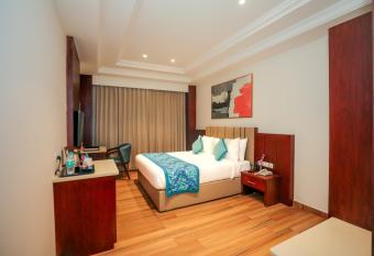 Regenta Place Phagwara by Royal Orchid Hotels Limited has Balcony rooms