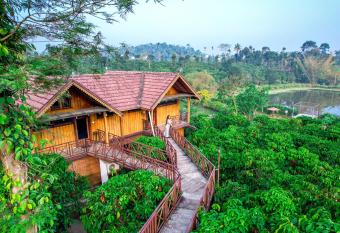 Niyatma Wayanad Resort By VOYE HOMES has Balcony rooms