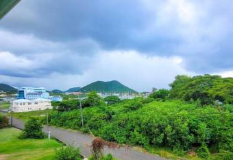 WinFort 2 bedroom Marina View has Balcony rooms