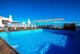 Capsis Astoria Heraklion allows 18 year olds to book a room