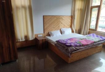 Herry dham has Smoking/Balcony rooms