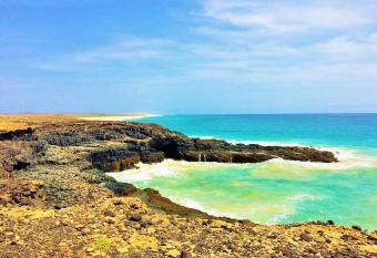 Prostorn   a pohodln   apartm  n na pl    i Cabral has Balcony rooms