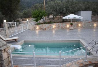 MELISSI II has Balcony rooms