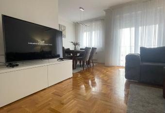 Jerina 2011 has Balcony rooms