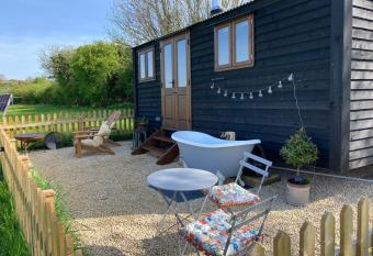 Marsh Farm Glamping Shepherd Hut allows 18 year olds to book a room