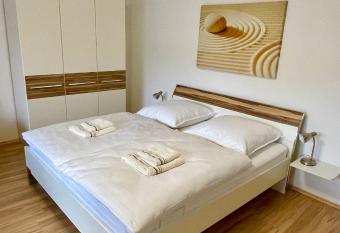 Ferienwohnung David im Haus Waldblick - Bad Bergzabern has Balcony rooms