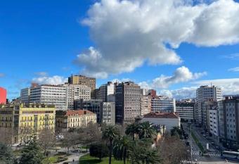 T  a Ana has Balcony rooms