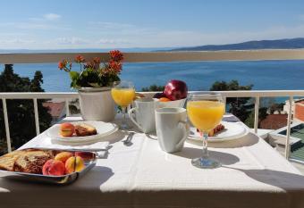 Sea view for 2 has Balcony rooms
