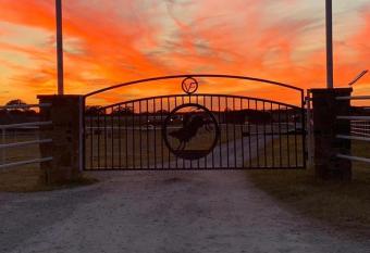 Jilian vieira has Balcony rooms