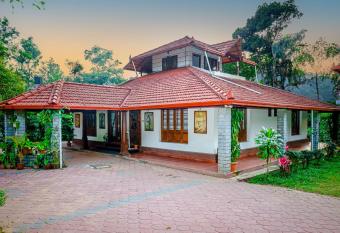 BROOK STONE VILLA has Balcony rooms