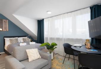 BRIGHT Koblenz City Center allows 18 year olds to book a room