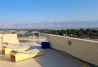 Desert s Sounds has Balcony rooms