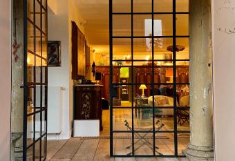 Le Gabriel allows 18 year olds to book a room