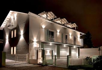 B&B Quattro Stagioni Charme and Wellness has Balcony rooms