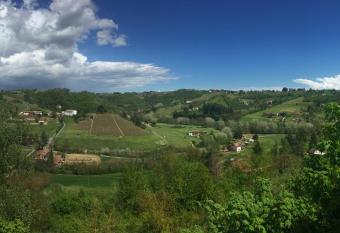 La Contea has Balcony rooms