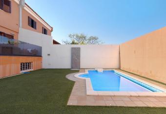 Chalet Vacacional El Agujero has Balcony rooms