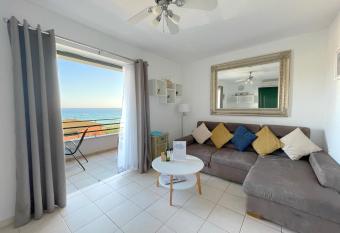 Bluview, Glyfada, Corfu has Balcony rooms