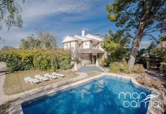 Villa Elvira by MarCalma has Balcony rooms