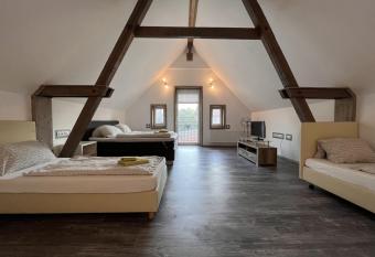Dill Apartments Gadenstedt allows 18 year olds to book a room