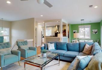 12 Miles To Beach~Private~Salt Pool~Spacious~5BD has Balcony rooms