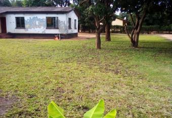 Olivia Jones Residence II - Livingstone Barrio allows 18 year olds to book a room