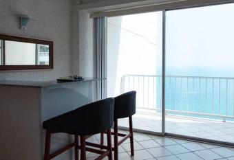 Romantic Suite w/Beach in Heart of Acapulco allows 18 year olds to book a room