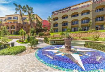 The Club at Hacienda del Mar allows 18 year olds to book a room