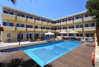 Katerina Hotel has Balcony rooms