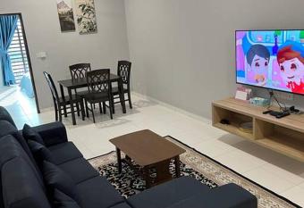 Asyraaf Dmanjung 97 has Balcony rooms