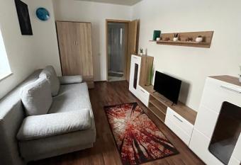 Bergblick 2 allows 18 year olds to book a room