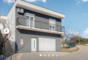 Apartman Nikola has Balcony rooms