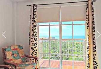 Apartamento El Tejar has Balcony rooms