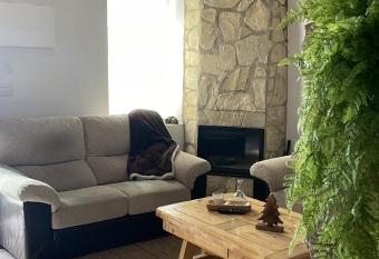 Casa Lucas has Balcony rooms