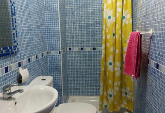 Two bedroom apartment near the border with Gibraltar has Smoking/Balcony rooms