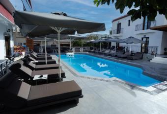 Yianna Hotel has Balcony rooms