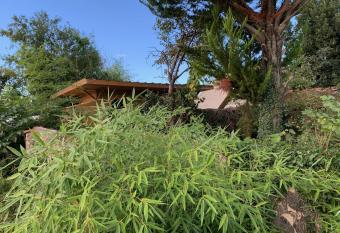 cabane bambou has Balcony rooms