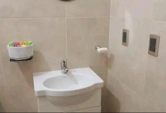 Aires Sanjuaninos allows 18 year olds to book a room