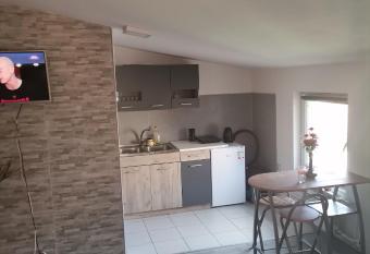 Apartman Cincar allows 18 year olds to book a room