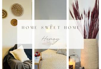 Home Sweet Home has Balcony rooms