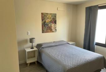 Complejo de departamento lencinas allows 18 year olds to book a room