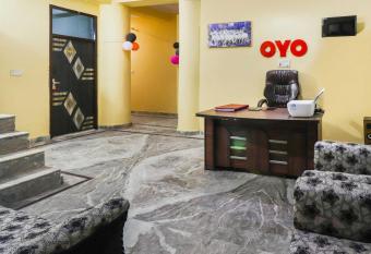 OYO HOTEL SWEET DREAM allows 18 year olds to book a room