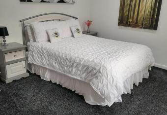 riverside rooms at wheelgate house has Balcony rooms