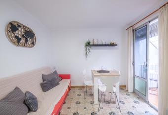 La puerta blanca has Balcony rooms